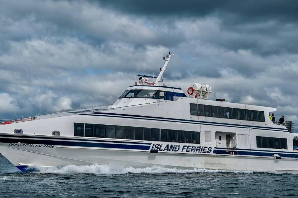 골웨이 Curlews Rest - Gateway To The Aran Islands 아파트 외부 사진