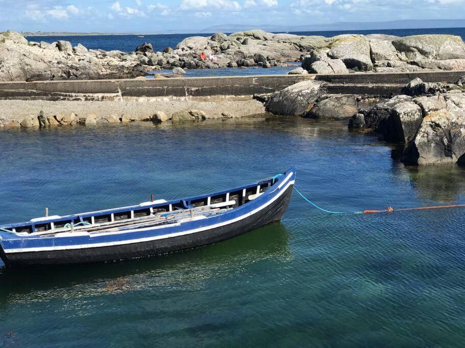 골웨이 Curlews Rest - Gateway To The Aran Islands 아파트 외부 사진